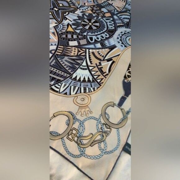 Vintage 💯 Silk Scarf Baoshidi Geometric Pattern - Picture 10 of 15